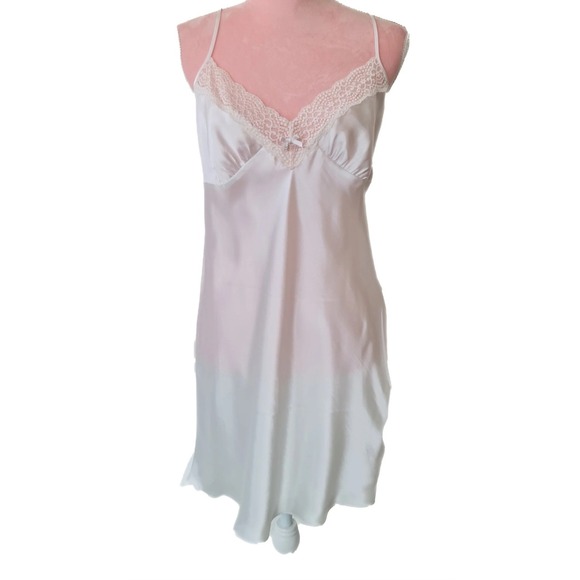 Linea Donatella Mrs Wrap Robe Babydoll ChemiseNightgown Set Sexy Romantic M Soft - Picture 4 of 16